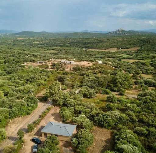 度假居 Maison En Corse